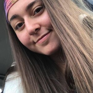 Meet your Posher, Rhianon